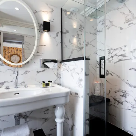 Des Grands Hommes Hotel 3*