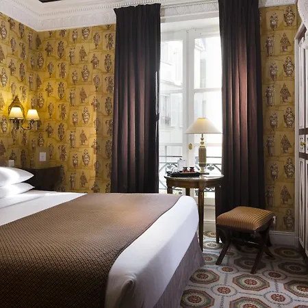 Hotell Des Grands Hommes