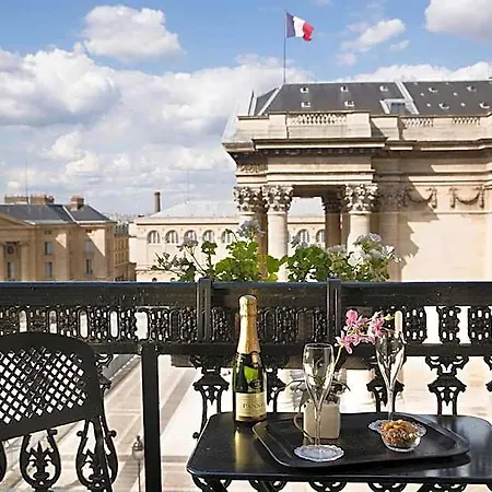 Des Grands Hommes Hotel 3*