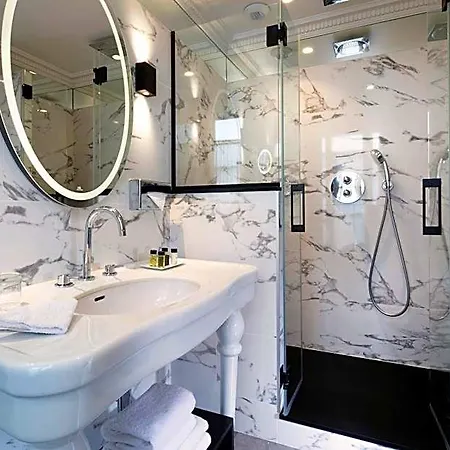 Hotel Des Grands Hommes