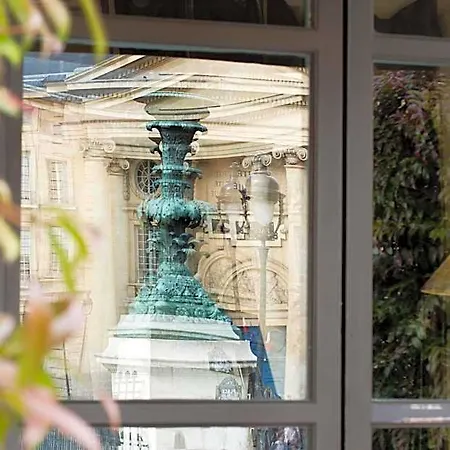 Hotel Des Grands Hommes
