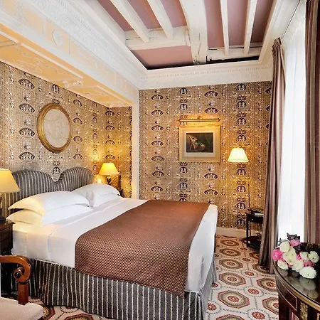 Hotell Des Grands Hommes 3*