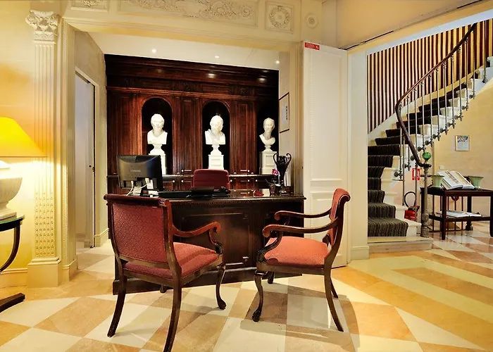 מלון Des Grands Hommes פריז