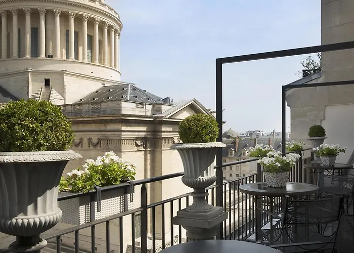 מלון Des Grands Hommes