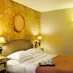 Hotel Des Grands Hommes 3*