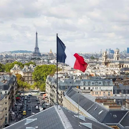 Hotel Des Grands Hommes