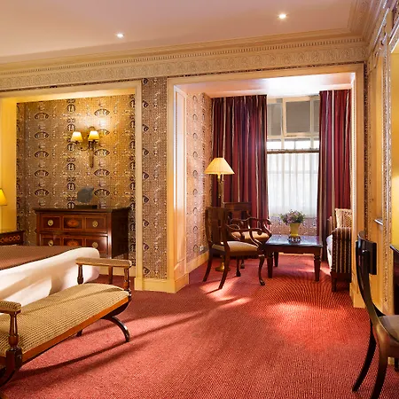 Des Grands Hommes Hotell 3*