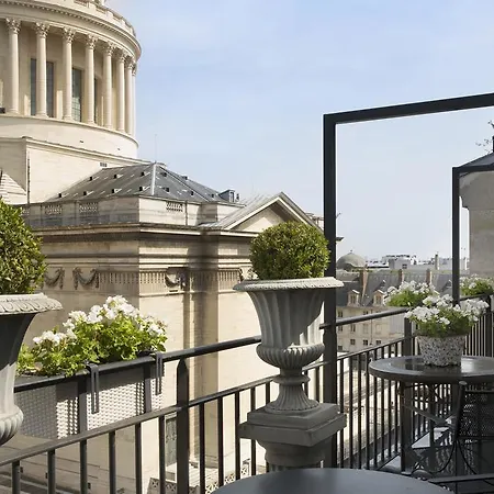 Hotel Des Grands Hommes